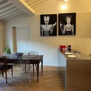 Casa Giulia , Siena Italy