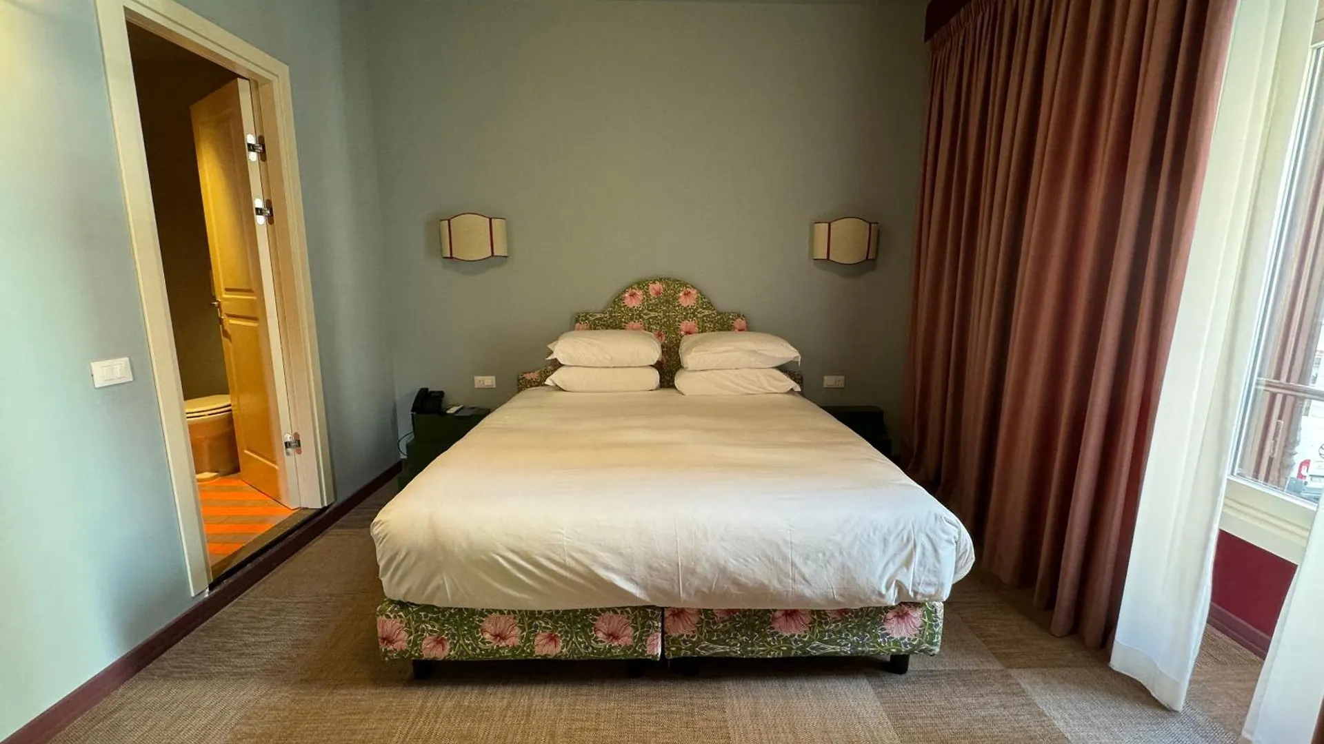 Hotel Cortina Rome 3*,  Italy